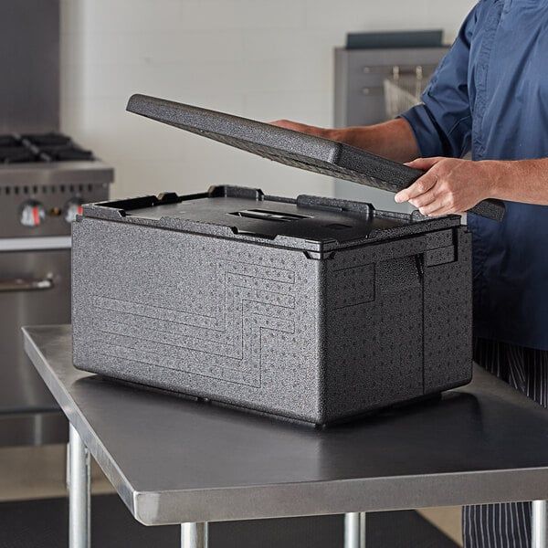 Cambro EPP0280 Black Top Loader – 46L