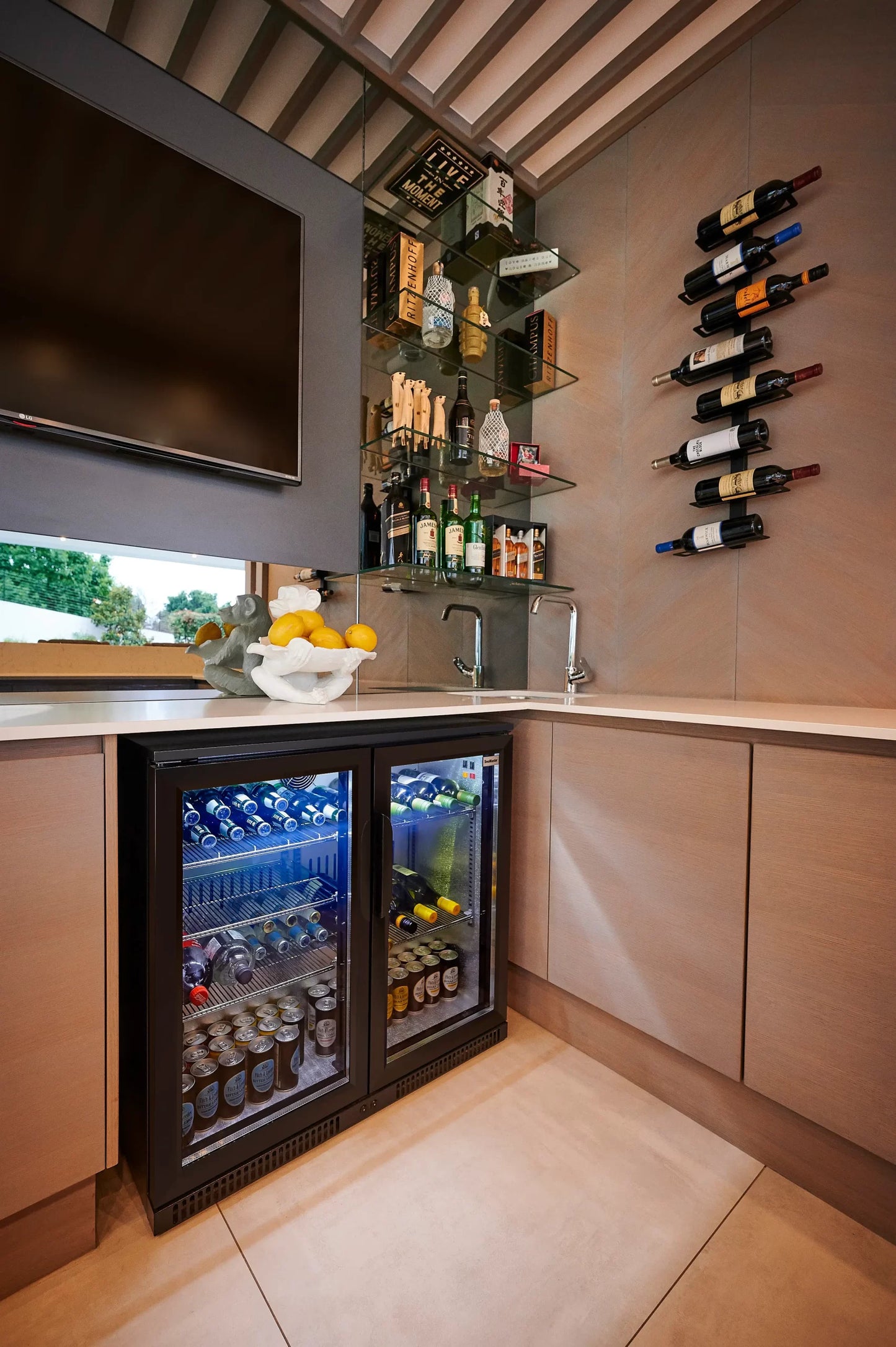 SnoMaster - 200L Sub-Zero Under-Counter Beverage Cooler - Black (SD-220)