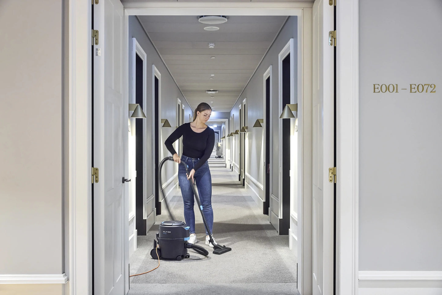 Nilfisk VP400 HEPA Dry Canister Vacuum Cleaner